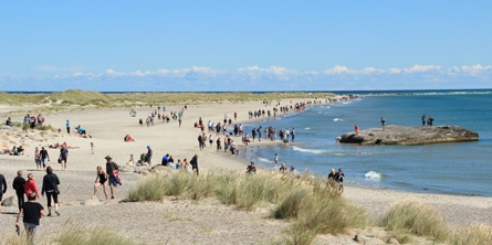 Billede Af Grenen I Skagen Med Turister